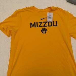 Nike Mizzou Gold T-Shirt Men’s Dri Fit Cotton SS Tee XL NEW WITH TAGS